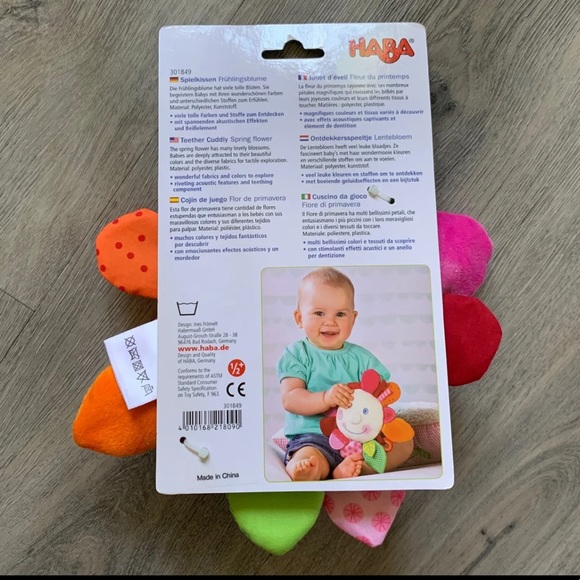 HABA Cuddly Spring Flower Teether - Picture 4 of 4